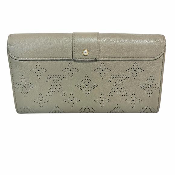 Louis Vuitton Mahina Iris Leather Wallet Galet Taupe Gray Authentic - Picture 2 of 9